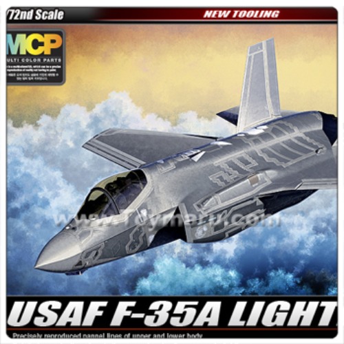 아카데미 과학 에어로 1/72  미공군 F-35A 라이트닝 Ⅱ ( 프라모델 )